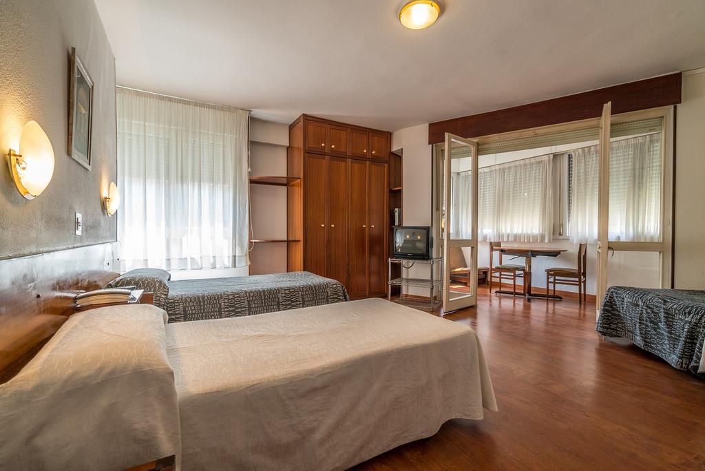 Hostal Liebana Santander Luaran gambar